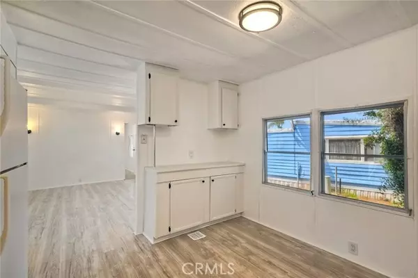 Encinitas, CA 92024,699 N Vulcan #1