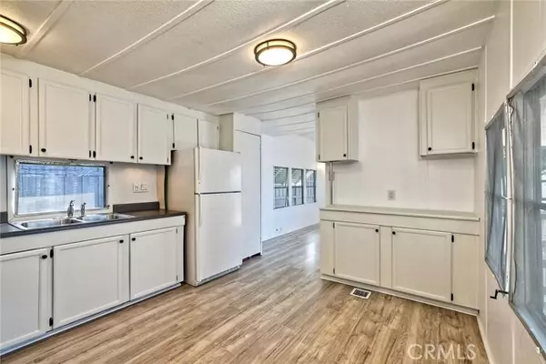 Encinitas, CA 92024,699 N Vulcan #1