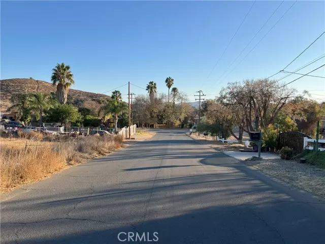 Quail Valley, CA 92587,3 Cottontail