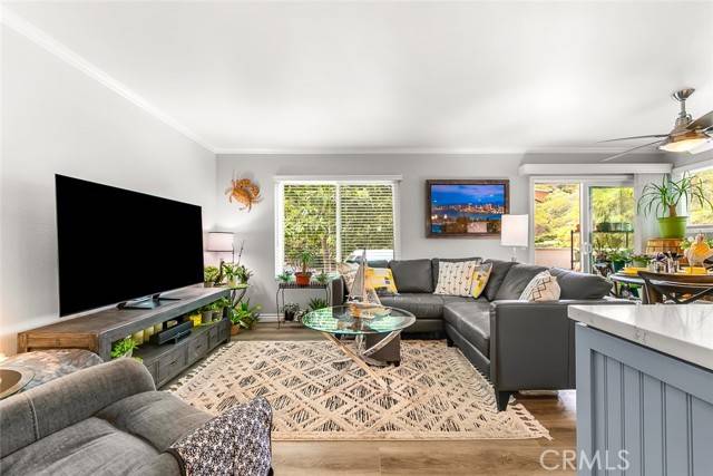 San Diego, CA 92111,7036 Park Mesa Way #33