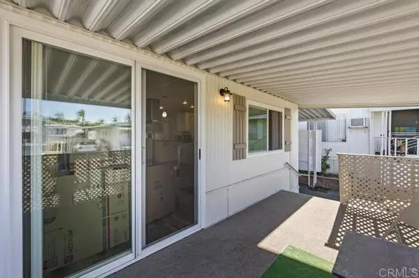 San Marcos, CA 92069,1515 capalina #33