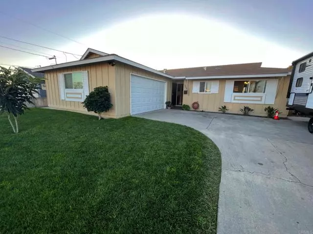 509 Luna Drive, Oceanside, CA 92057