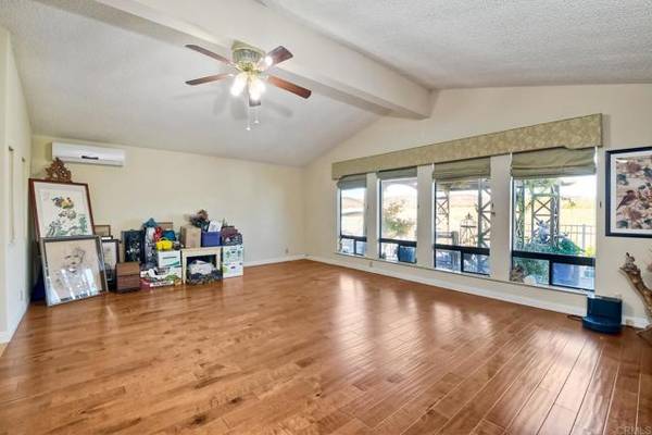 Oceanside, CA 92057,5252 Weymouth Way