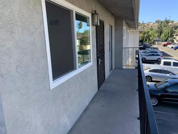 Lakeside, CA 92040,12134 Lemon Crest Drive #4