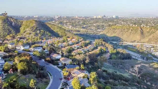 La Jolla, CA 92037,5762 Desert View Drive