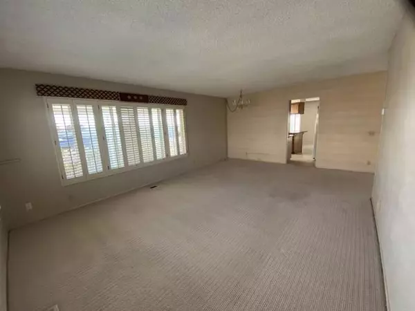 Oceanside, CA 92057,3747 Vista Campana #43