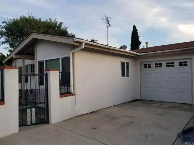 Vista, CA 92084,905 Arcadia Pl