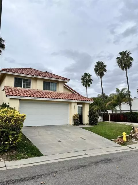 Oceanside, CA 92057,5403 Elderberry Way