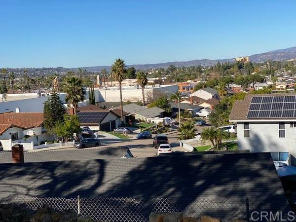 1124 Random, El Cajon, CA 92020