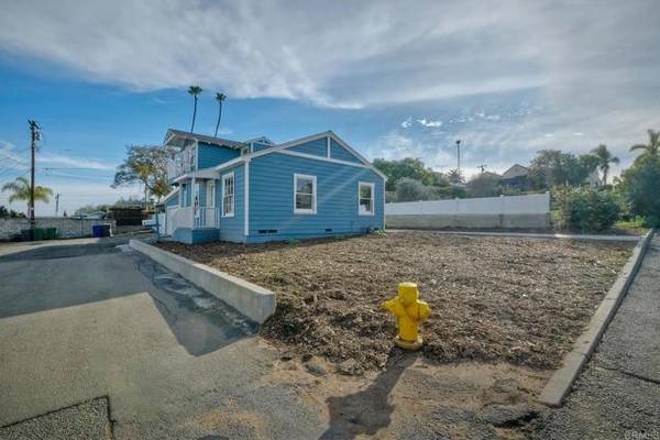 Oceanside, CA 92054,1119 Leonard Avenue