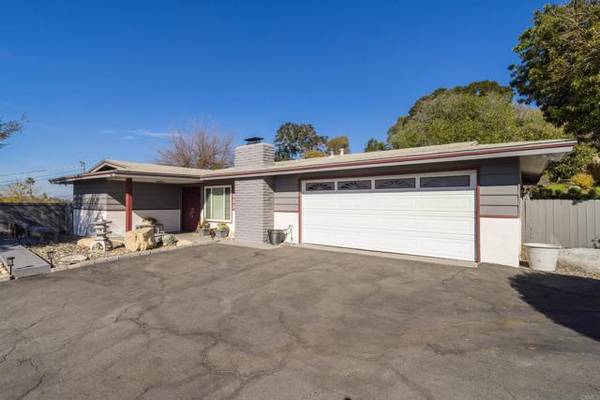 362 E Indian Rock Road, Vista, CA 92084