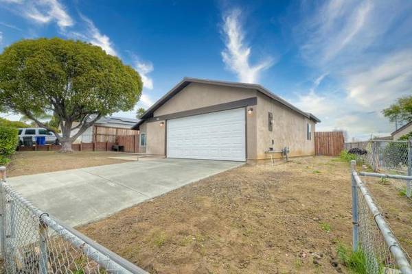 Oceanside, CA 92057,760 Via Callado