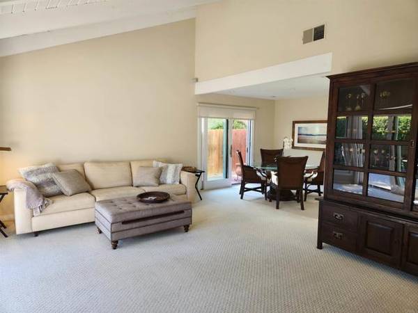 Carlsbad, CA 92009,7245 Carpa Court