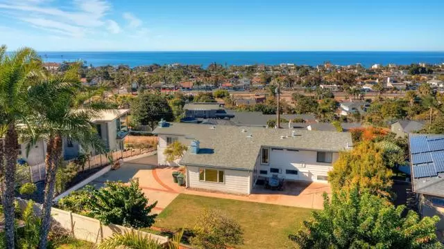 351 Sunset Dr, Encinitas, CA 92024