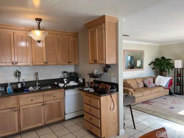 Oceanside, CA 92057,4912 Claire