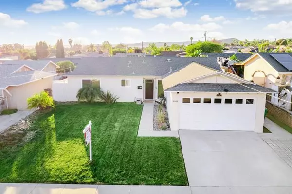 4941 Luna Dr, Oceanside, CA 92057