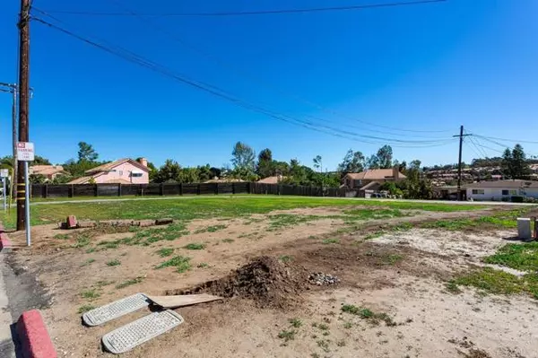 Vista, CA 92083,233 Hill