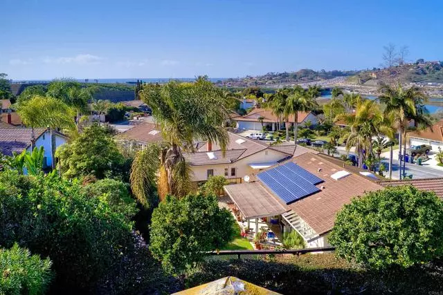 735 Santa Paula, Solana Beach, CA 92075