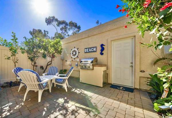 Carlsbad, CA 92011,6905 Pear Tree Drive