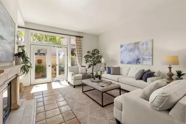 Rancho Santa Fe, CA 92091,15315 Via Simpatico