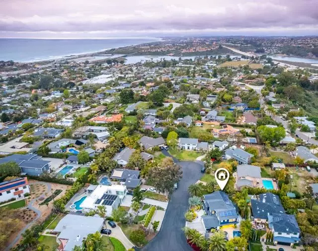 Encinitas, CA 92024,418 Parkwood Lane