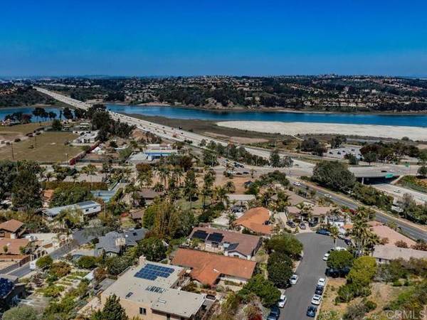 Encinitas, CA 92024,1928 Leucadia Scenic Court