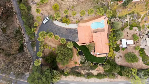 2540 Gird Road, Fallbrook, CA 92028