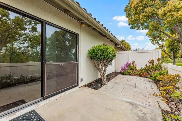 1972 Ursina Pl., Encinitas, CA 92024