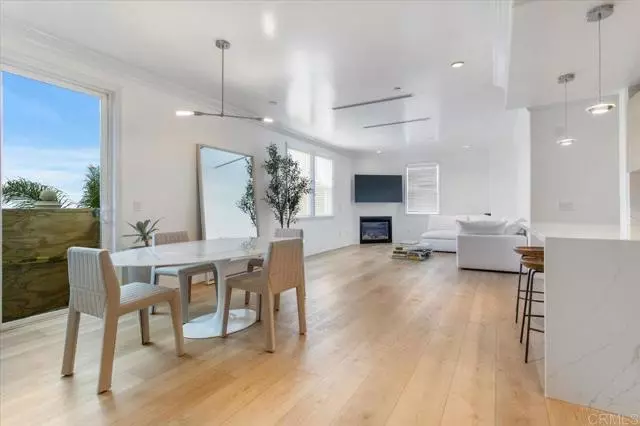 8121 Norton Avenue #401, West Hollywood, CA 90046