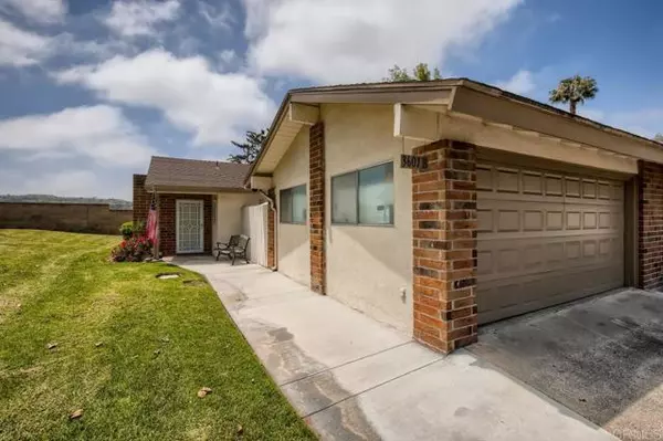 3601 Harvard Drive #B, Oceanside, CA 92056