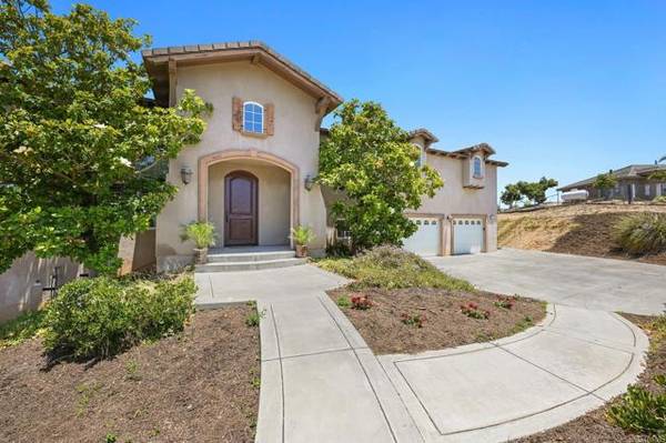 30415 Circle R Lane, Valley Center, CA 92082