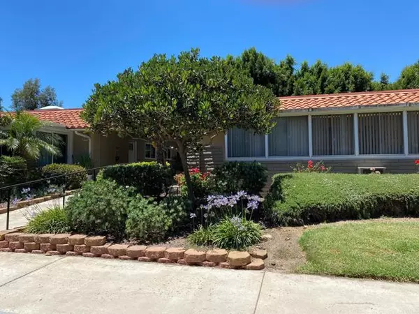 Laguna Woods, CA 92637,3307 Via Carrizo #P