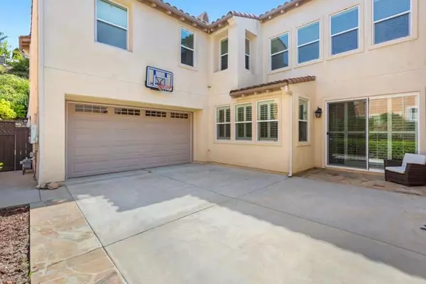 San Marcos, CA 92078,1866 Shadetree Drive