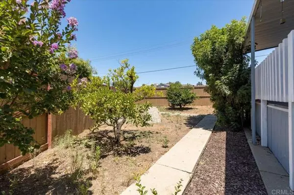 San Marcos, CA 92069,971 Borden #11