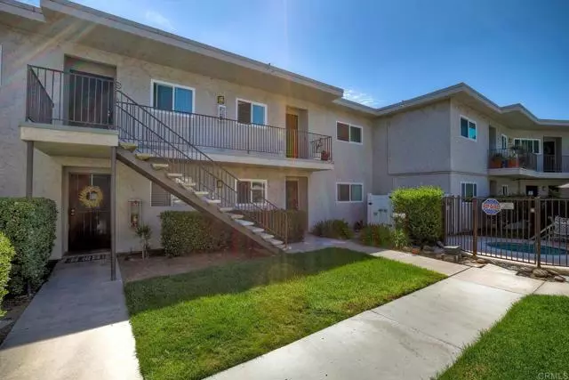 La Mesa, CA 91942,8220 Vincetta Dr #44