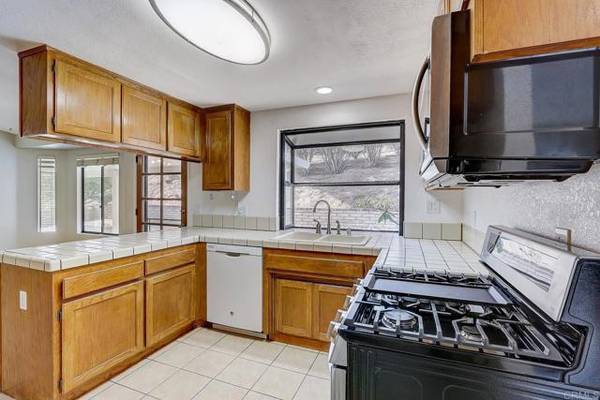 24354 Rutherford Rd, Ramona, CA 92065