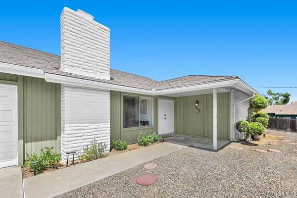 938 Doris Drive, Encinitas, CA 92024