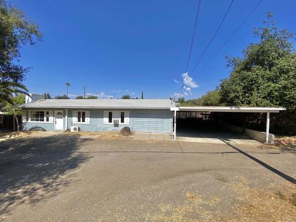 608 6Th Street, Ramona, CA 92065