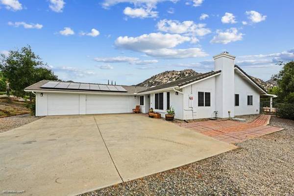 16503 Dartolo Rd, Ramona, CA 92065