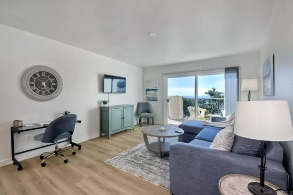 6675 Paseo Del Norte #B, Carlsbad, CA 92011