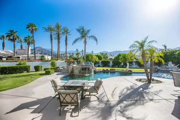 La Quinta, CA 92253,50160 Woodmere