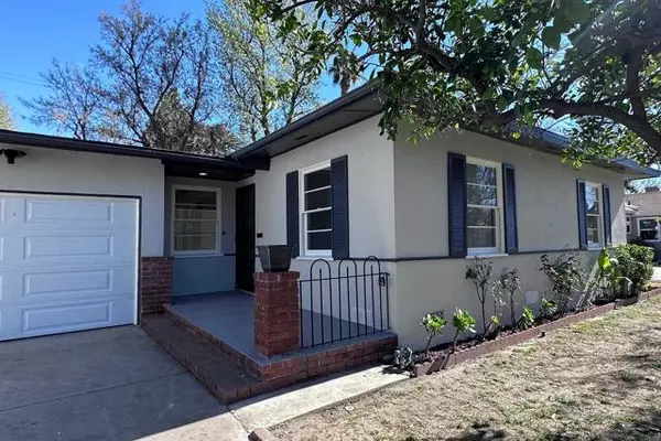 7318 Capps Avenue, Reseda, CA 91335