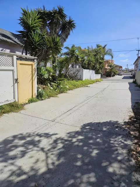 Imperial Beach, CA 91932,124 Donax Avenue