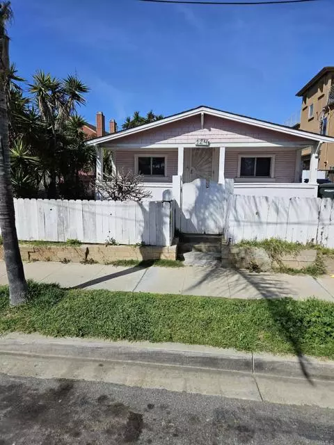 Imperial Beach, CA 91932,124 Donax Avenue