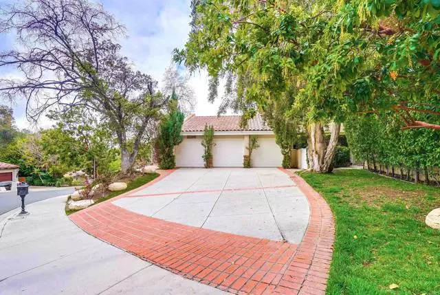 24513 Palermo Dr, Calabasas, CA 91302