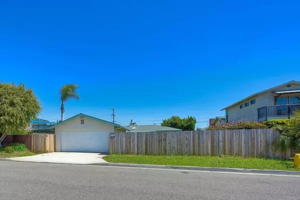 Oceanside, CA 92054,1729 S Clementine Street