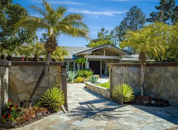 Rancho Santa Fe, CA 92067,5295 Avenida Maravillas