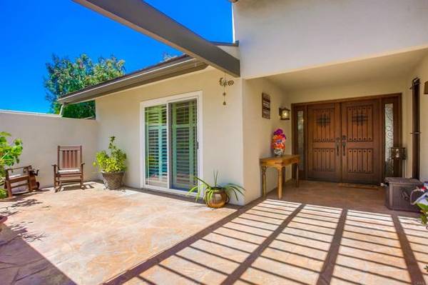 16902 Via De Santa Fe ##1, Rancho Santa Fe, CA 92067