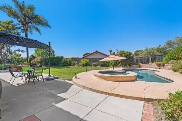 Carlsbad, CA 92009,2604 Colibri Lane