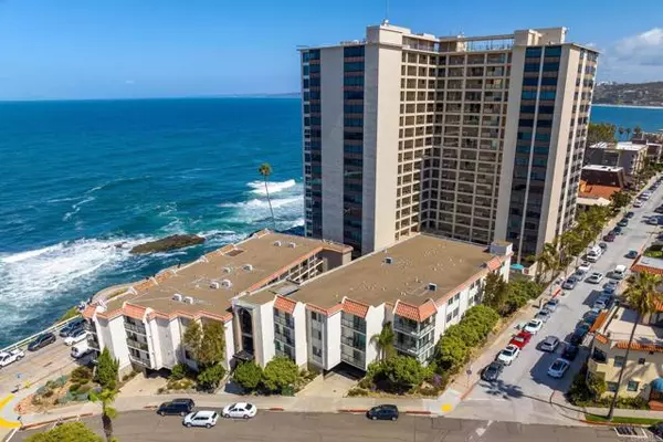 La Jolla, CA 92037,909 Coast Boulevard #18